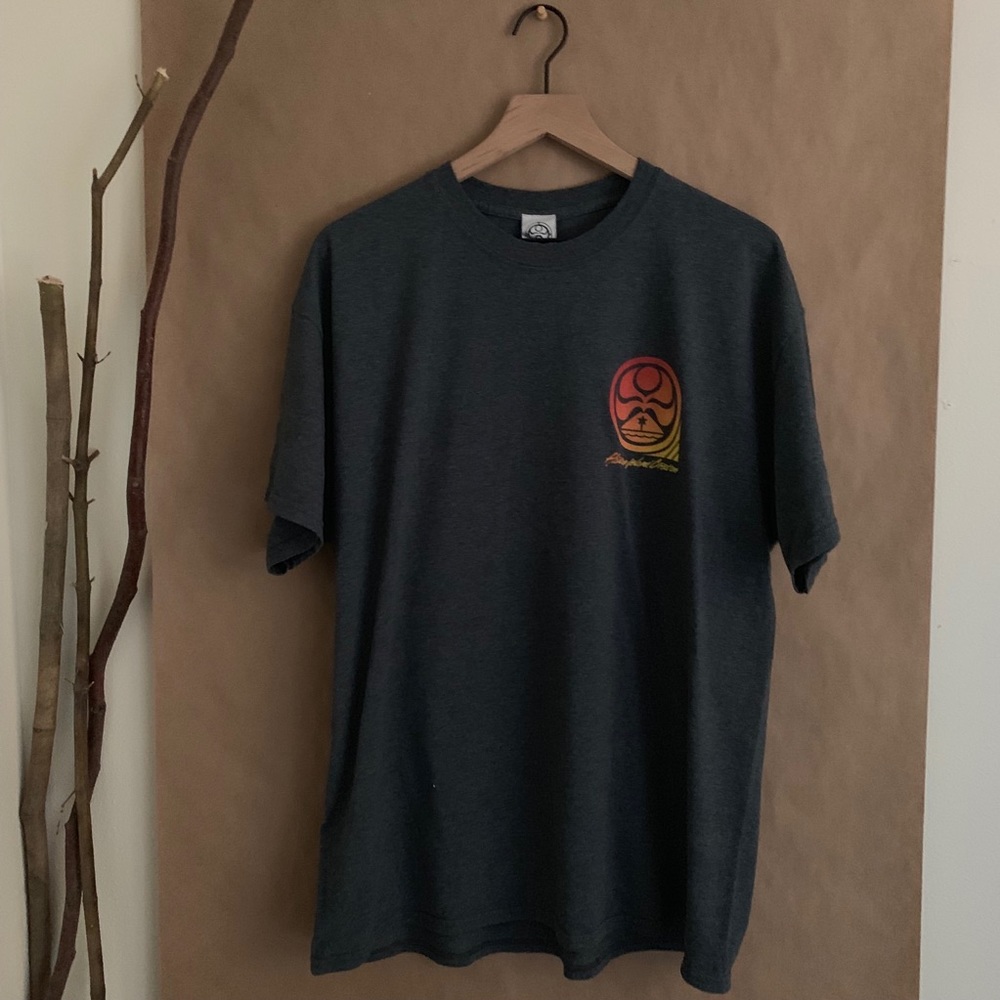 Hawaiian island creations t shirt.